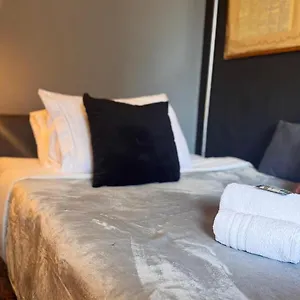 134 -rentaqui Jardim Paulista Sarutaia Apartamento
